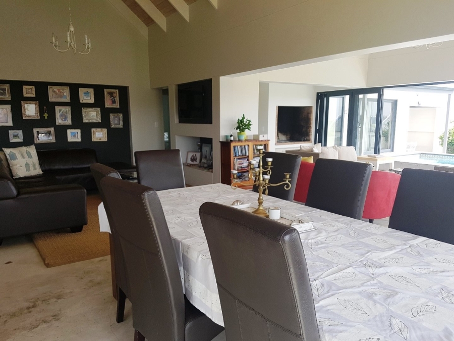 9 Bedroom Property for Sale in Olifantskop Western Cape
